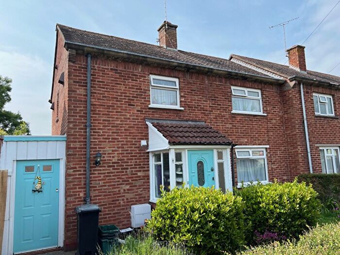 2 Bedroom End Of Terrace House For Sale In Kingsley Road, BS23