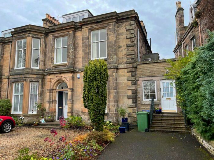 4 Bedroom Apartment To Rent In Park Terrace, Stirling, FK8