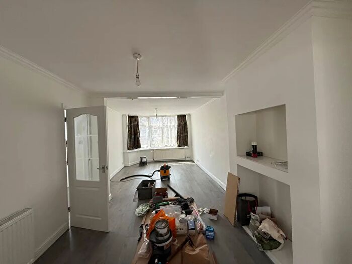 3 Bedroom Semi-Detached House To Rent In Langland Crescent, Stanmore, HA7