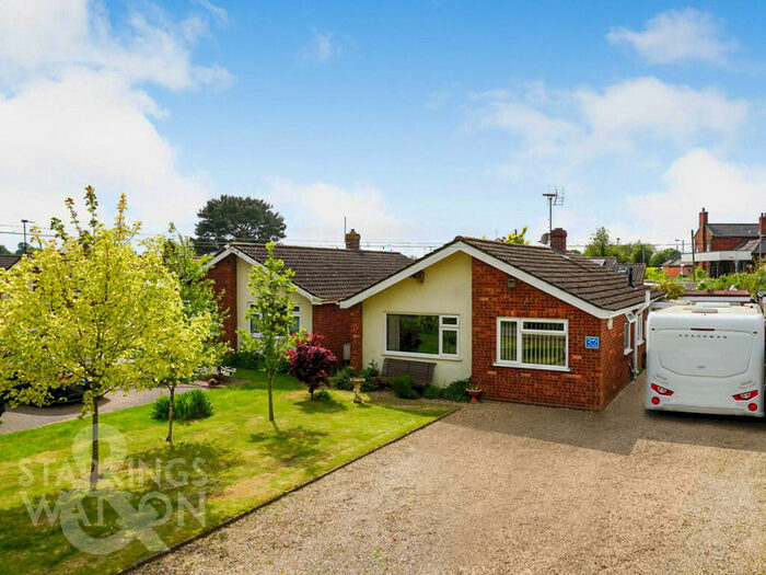 3 Bedroom Detached Bungalow For Sale In Station Road, Lingwood, Norwich, NR13