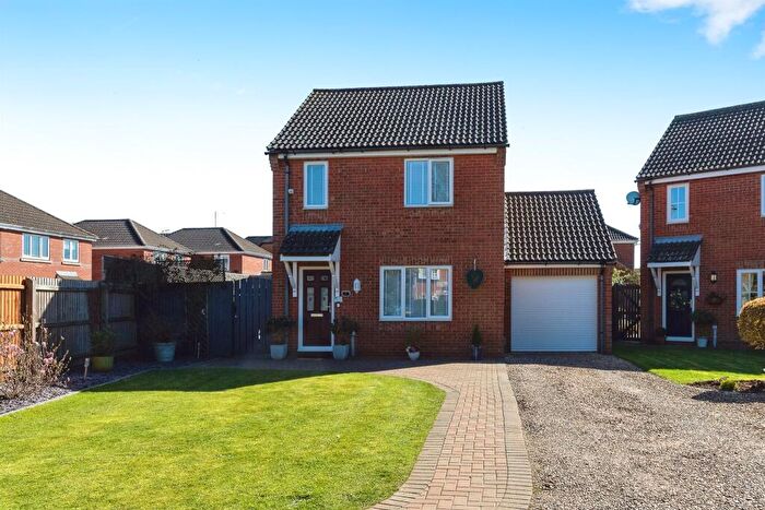 3 Bedroom Detached House For Sale In Oldfield Gardens, Whittlesey, Peterborough, PE7