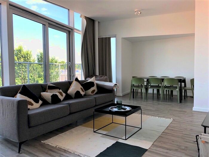 2 Bedroom Flat To Rent In Kentish Town Road, London, NW1