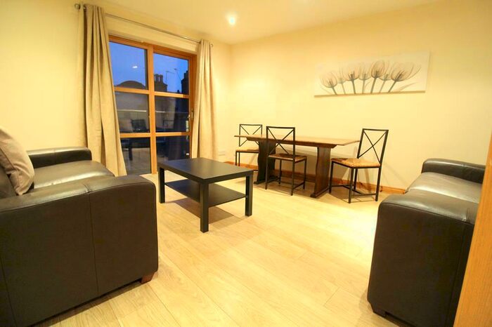 2 Bedroom Flat To Rent In WillowbankRoad, Aberdeen, AB11