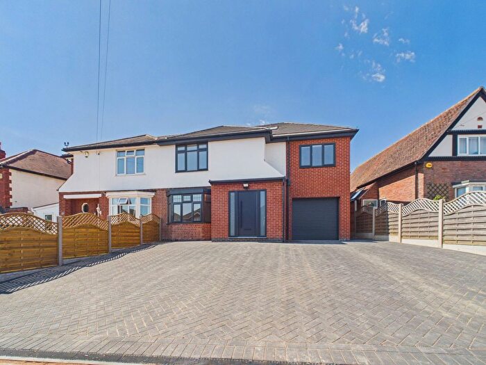 5 Bedroom Semi Detached House For Sale In Pine Tree Avenue, Humberstone, LE5