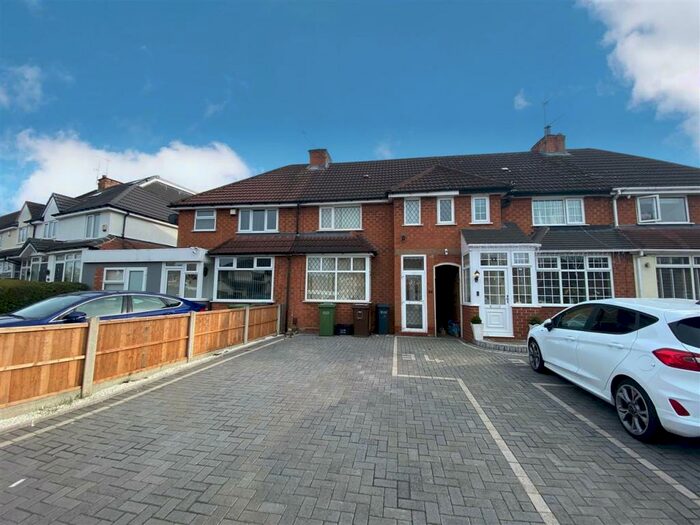 3 Bedroom Terraced House To Rent In Amberley Road, Solihull, Solihull, B92