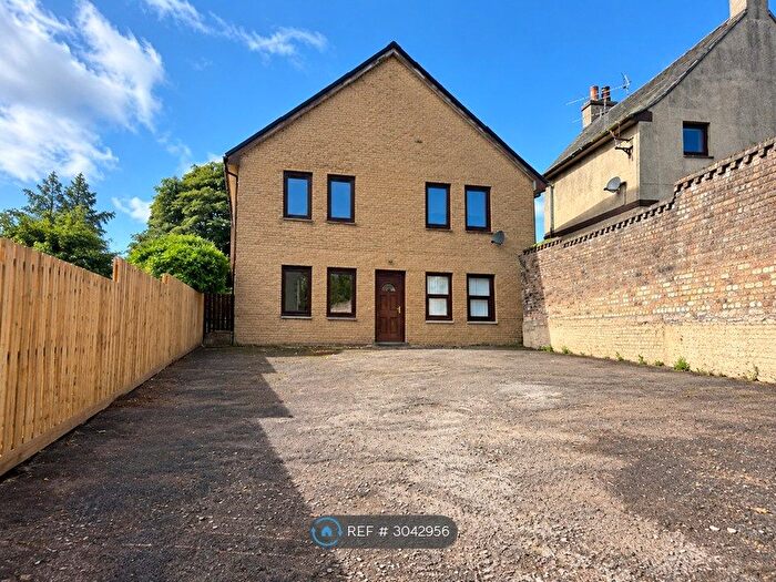 2 Bedroom Flat To Rent In Ashcroft House, Larbert, FK5