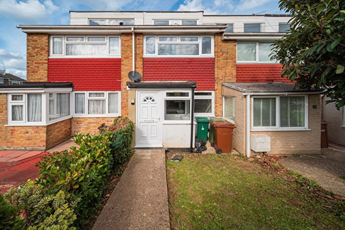 2 Bedroom Terraced House To Rent In Southwark Road, Rochester, ME2
