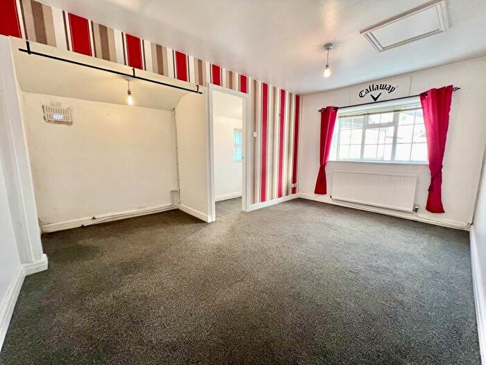 2 Bedroom Detached House For Sale In Goosehouse Green, Romiley, SK6
