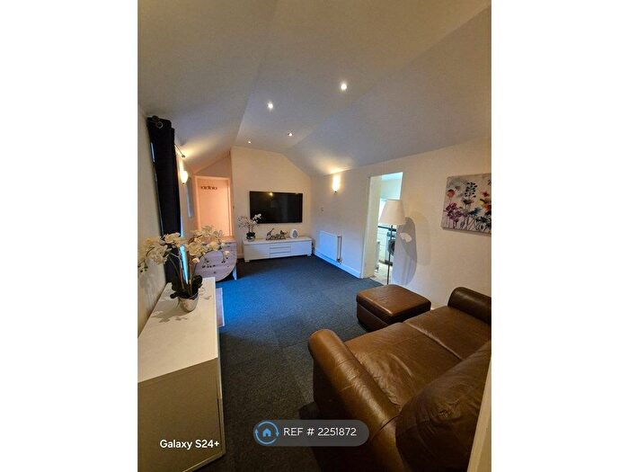 1 Bedroom Flat To Rent In Moreton Road, Essex, CM5