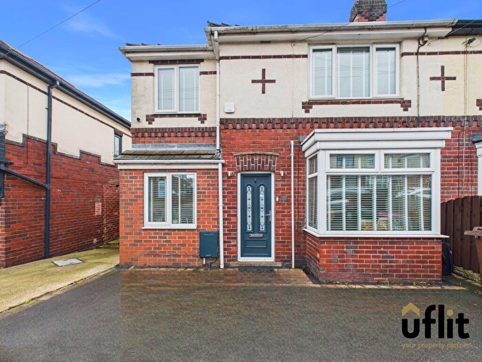 3 Bedroom Semi-Detached House For Sale In Watson Road, Rotherham, S61