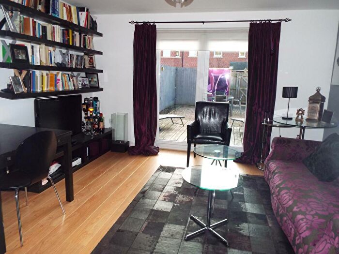 2 Bedroom Terraced House For Sale In Collingwood Close, Hazel Grove, Stockport, SK7