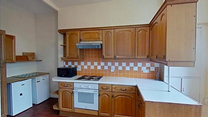 1 Bedroom Flat To Rent In Fergus Drive, Glasgow, G20