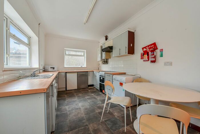 4 Bedroom Semi-Detached House To Rent In Oxford Street, Treforest, Pontypridd, CF37