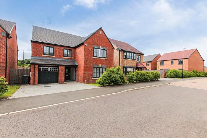 4 Bedroom Detached House For Sale In Stable Close, Moorfields, NE12