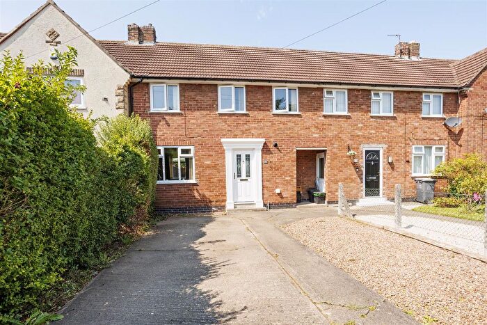 3 Bedroom Terraced House For Sale In Chapelfields Road, York, YO26