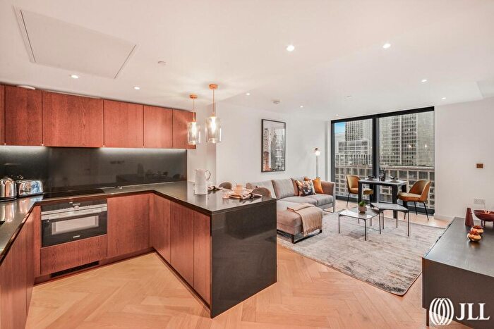 1 Bedroom Flat For Sale In Landmark Pinnacle, Marsh Wall, E14