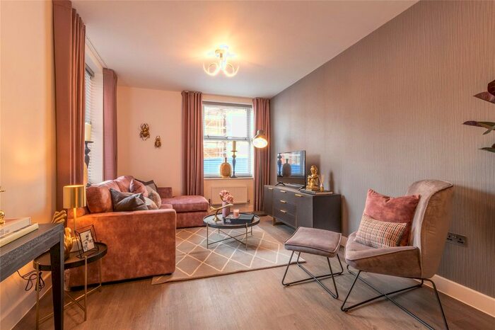 2 Bedroom Flat To Rent In Consort House, Homer Road, Solihull B91