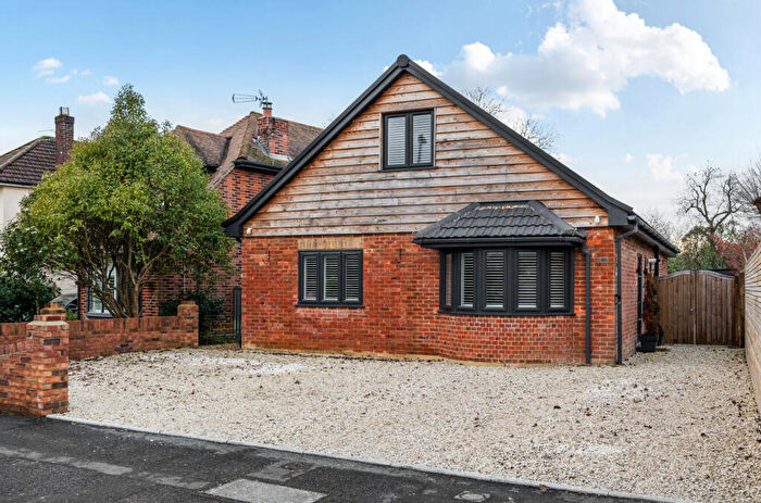 4 Bedroom Detached House For Sale In Lackford Avenue, Totton, Hampshire, SO40