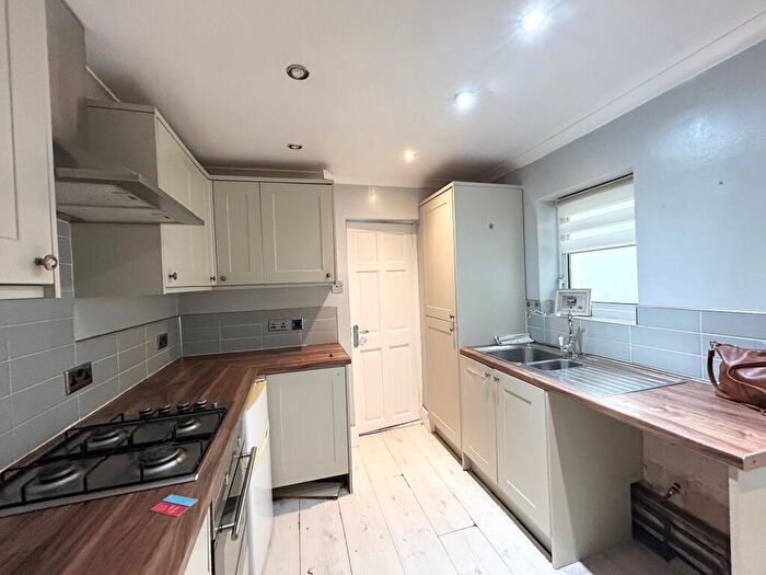 2 Bedroom House To Rent In Kent View, Wennington Road, Rainham, RM13