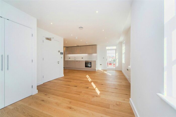 Studio To Rent In The Mansion, High Street, TW13