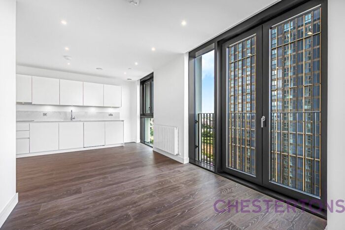 2 Bedroom Flat To Rent In Affinity View, Canary Wharf, E16