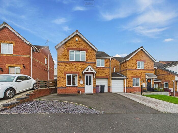 3 Bedroom Detached House For Sale In Crow Croft Road, Pilsley, S45