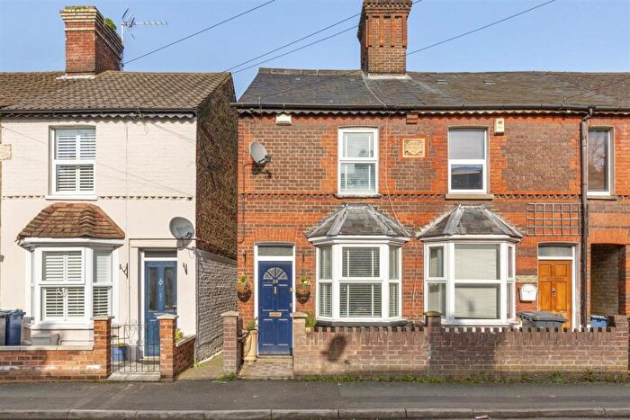 3 Bedroom End Of Terrace House For Sale In West End Road, High Wycombe, HP11