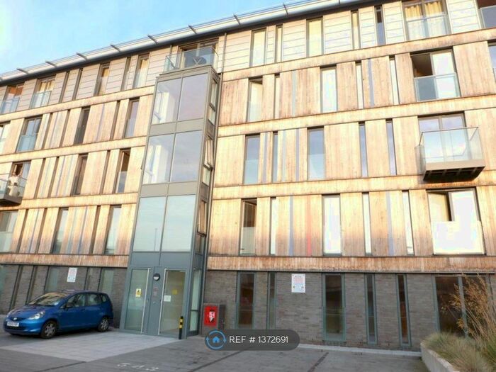 1 Bedroom Flat To Rent In The Wharf, Chatham, ME4