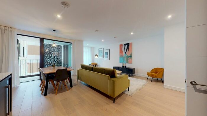 3 Bedroom Flat To Rent In Gorsuch Place, London, E2