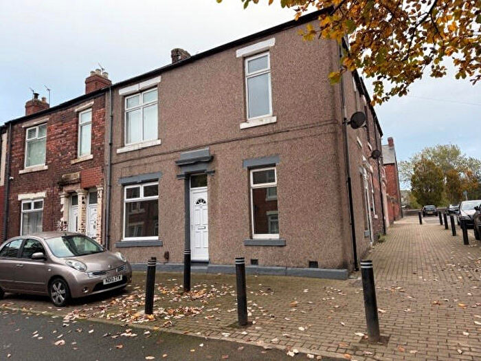 2 Bedroom Flat To Rent In Dacre Street South Shields, NE33