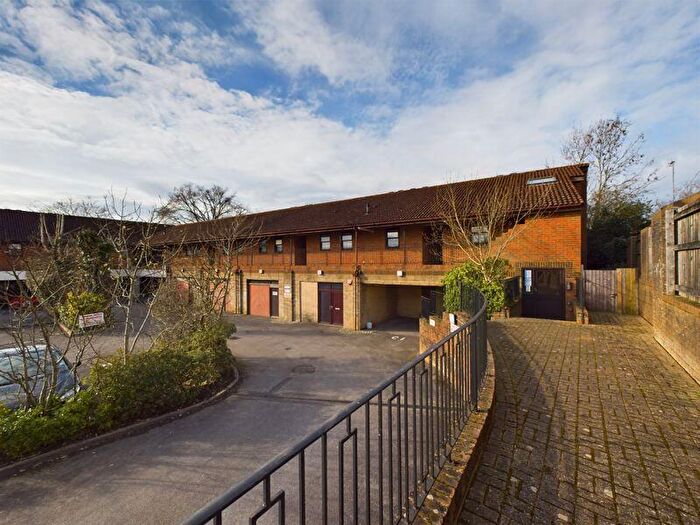 1 Bedroom Apartment To Rent In Caterham On The Hill, CR3