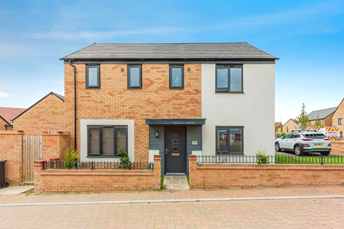 3 Bedroom Detached House For Sale In Emerson Court, Kettering, NN15