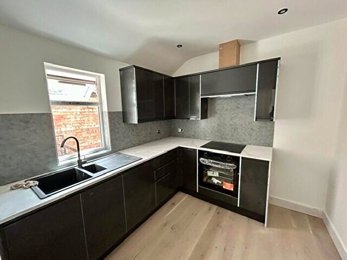 3 Bedroom Apartment To Rent In Wellington Road, Oxton, CH43