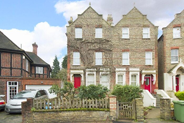 1 Bedroom Apartment For Sale In Charleville Circus, Sydenham, London, SE26