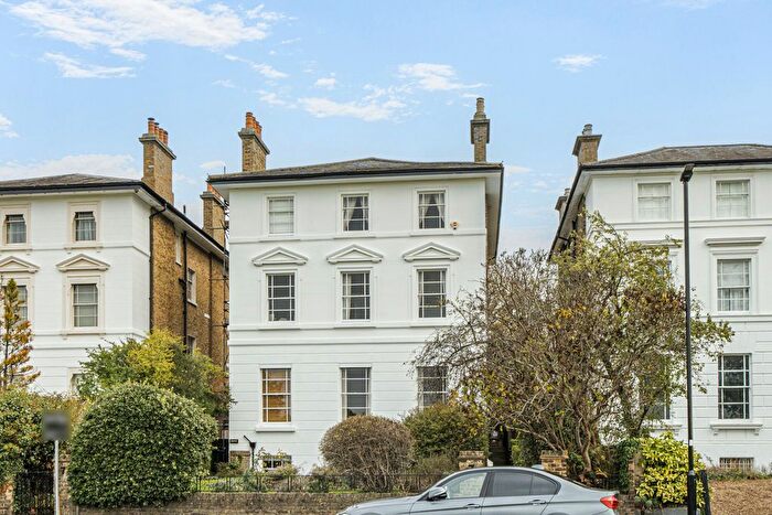 2 Bedroom Flat For Sale In Vanbrugh Terrace, Blackheath, SE3