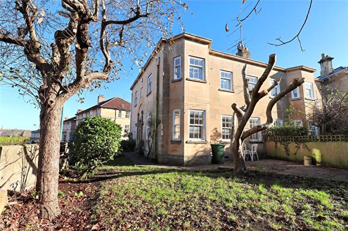 3 Bedroom Semi-Detached House For Sale In Cedar Villas, Oldfield Park, Bath, BA2