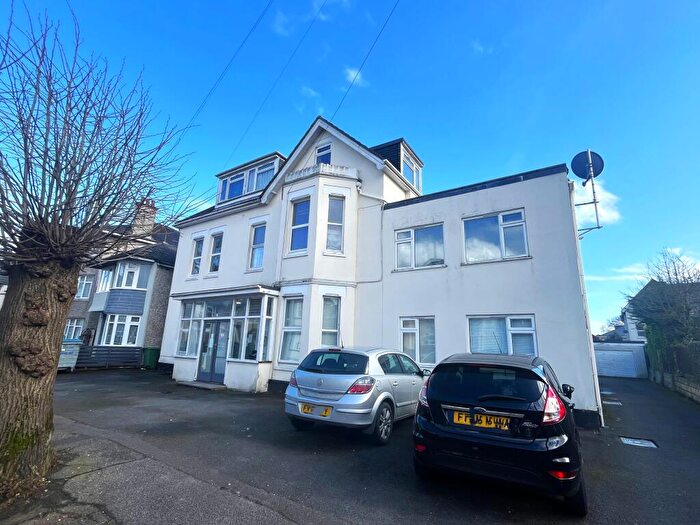 2 Bedroom Flat To Rent In Westby Road, Bournemouth, BH5