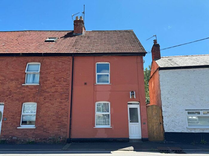 3 Bedroom Terraced House For Sale In Belmont Road, Tiverton, EX16