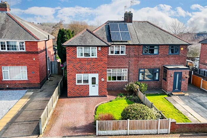 4 Bedroom Semi-Detached House For Sale In Annesley Road, Hucknall, Nottinghamshire, NG15