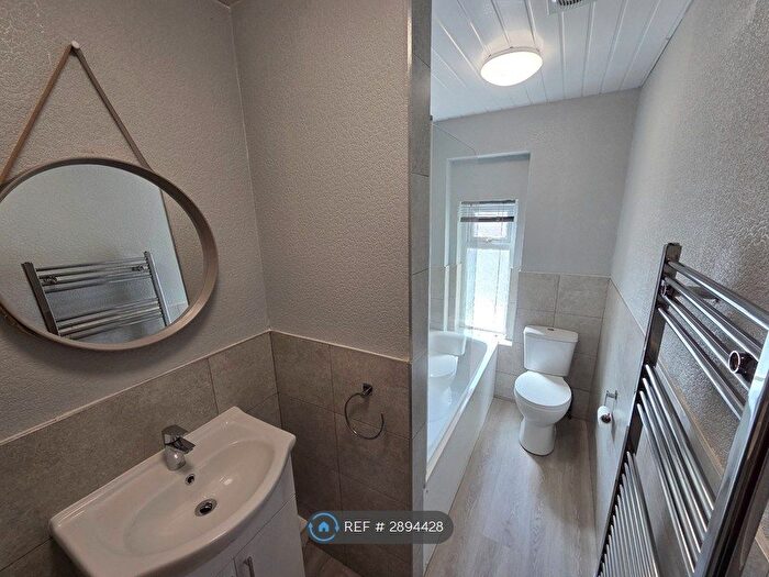 1 Bedroom Flat To Rent In Semilong Road, Northampton, NN2