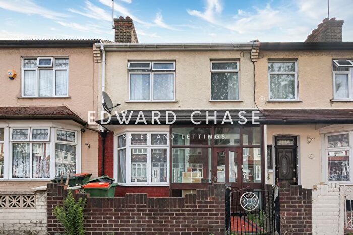 6 Bedroom Terraced House To Rent In Tyrone Road, London, E6
