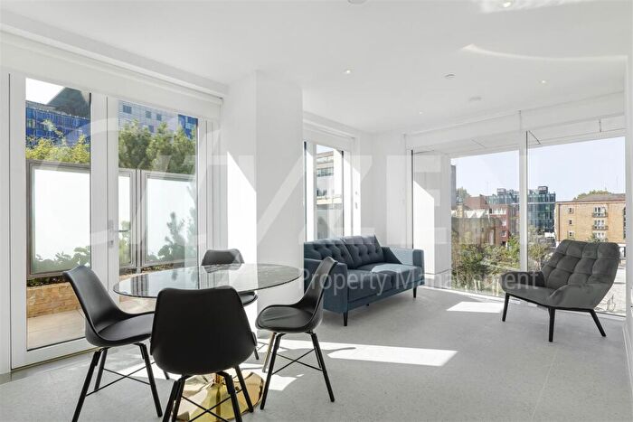1 Bedroom Flat To Rent In Bouchon Point, Cendal Crescent, London, E1