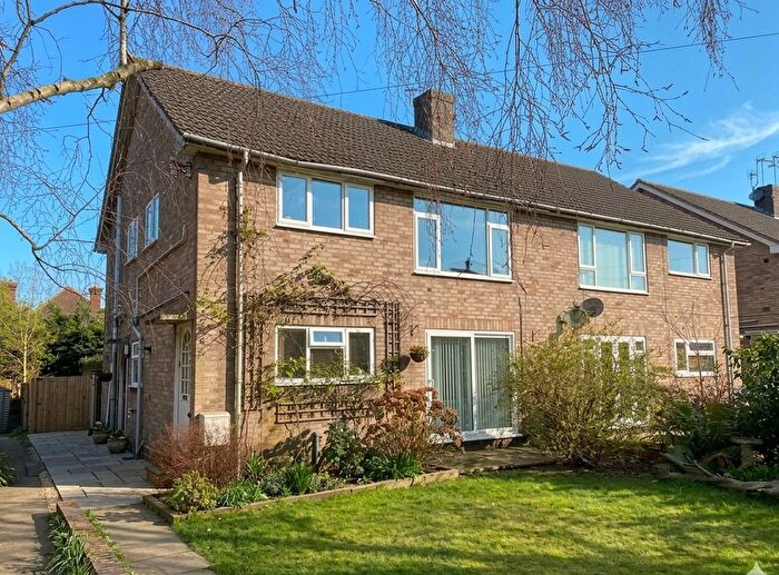 3 Bedroom Property For Sale In Coniston Road, Leamington Spa, CV32