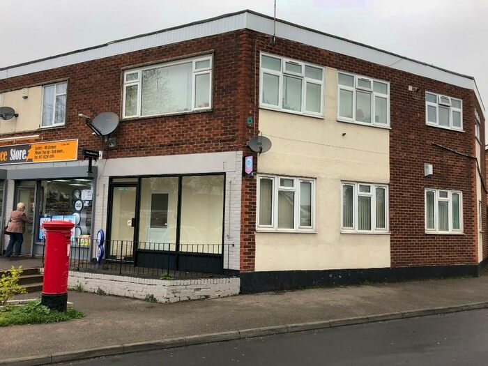 2 Bedroom Flat To Rent In Plumberow Avenue, Hockley, Essex, SS5