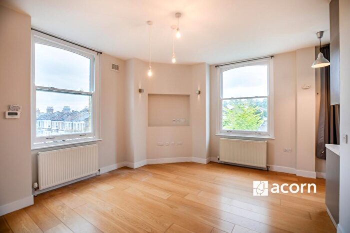 1 Bedroom Flat To Rent In Vestry Road London, SE5