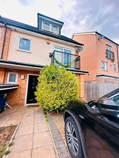 4 Bedroom Terraced House To Rent In Sartoria Close, West Thurrock, RM20
