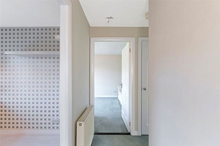 2 Bedroom Bungalow For Sale In Linacre Drive, Sandyhills, Glasgow, G32