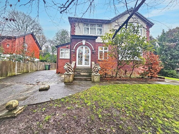 4 Bedroom Detached House For Sale In Bury Old Road, Prestwich, Manchester, M25