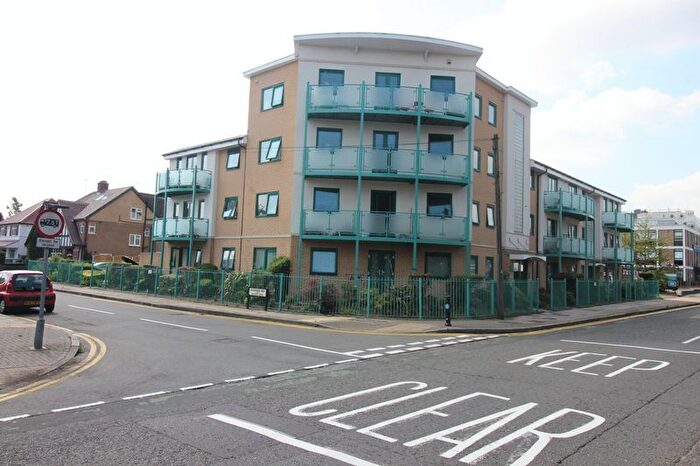 2 Bedroom Flat To Rent In Imperial Drive, North Harrow, Harrow, HA2