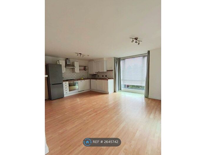 1 Bedroom Flat To Rent In Granby Hill, Bristol, BS8